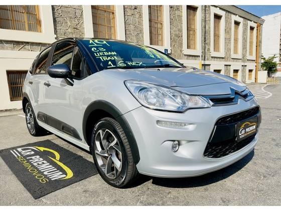 CITROËN C3 1.6 VTI 120 FLEX URBAN TRAIL EAT6 CITROËN C3 1.6 VTI 120 FLEX URBAN TRAIL EAT6